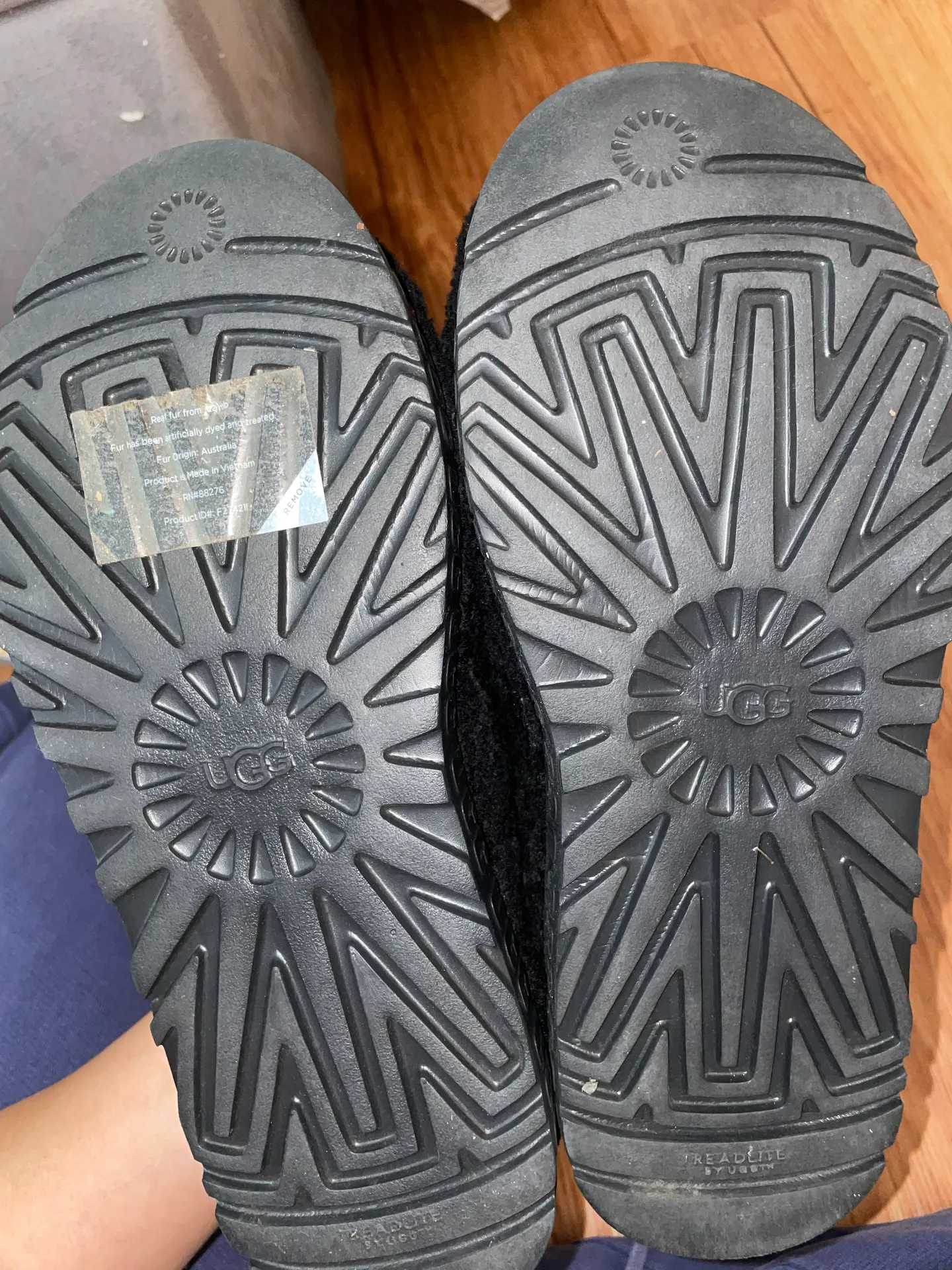 UGG Fuzzy Slides - Image 3