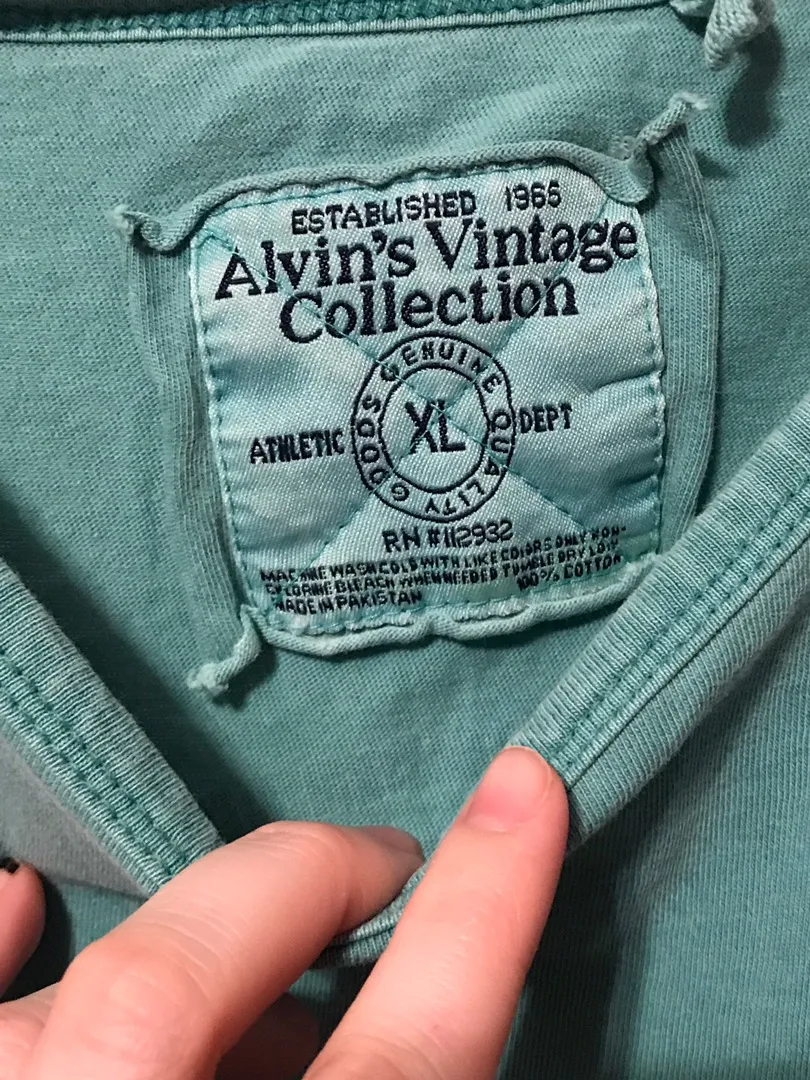 Alvin’s Vintage Collection Green Tank Top Shirt - Image 7