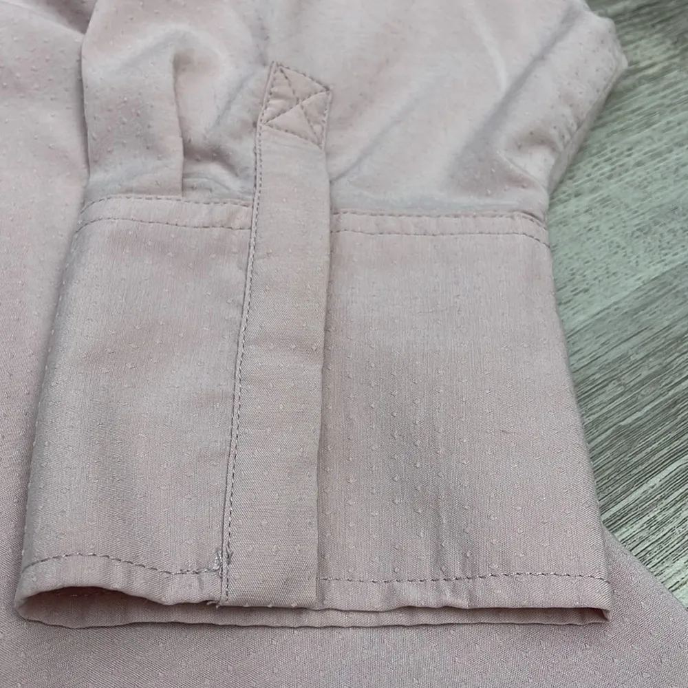 Pink Polka Dot Textured Long Sleeve Button Down Shirt Size 16/18 - Image 10