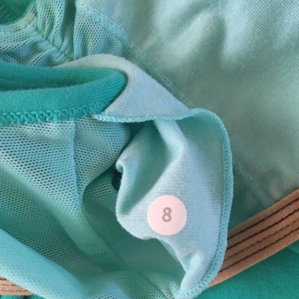 Lululemon Gather V Tank 8 - Image 7