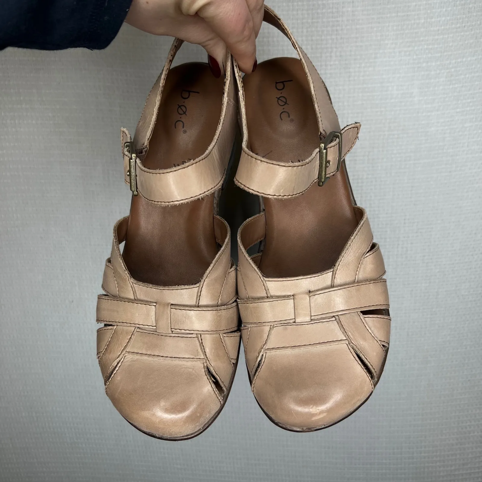 BOC Born Mary Jane Leather Heel Sandals Women's Size 10 Tan Cutout Buckle - Image 2