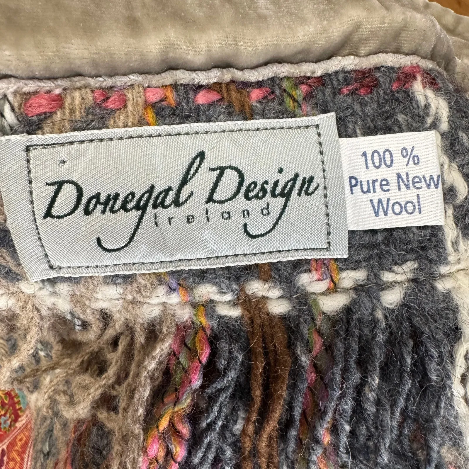 Donegal scarf 100% pure new wool silk blend fringe plaid velvet lined earthy tan - Image 6