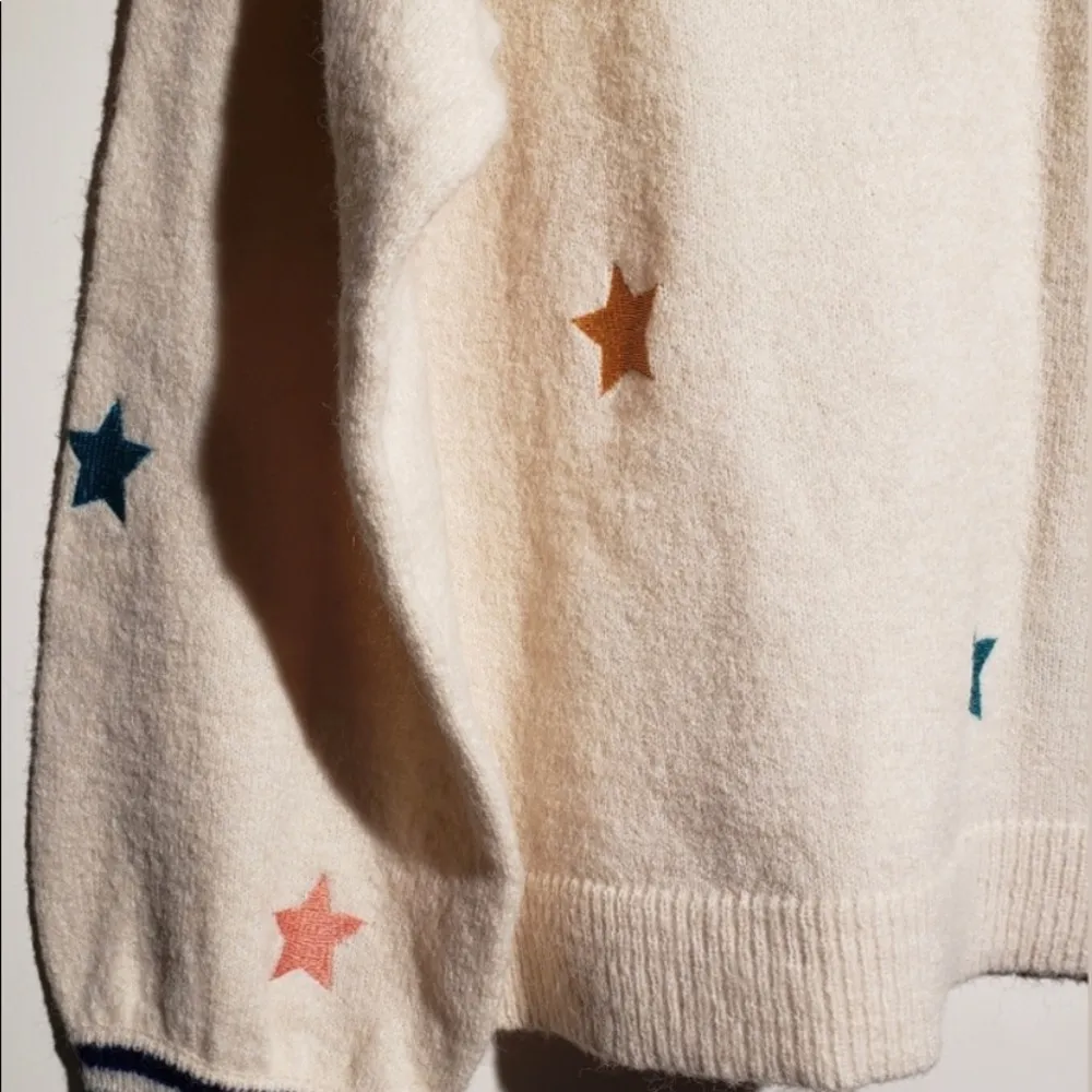 Storia Vici dolls star embroidered oversized sweater Size Small - Image 6