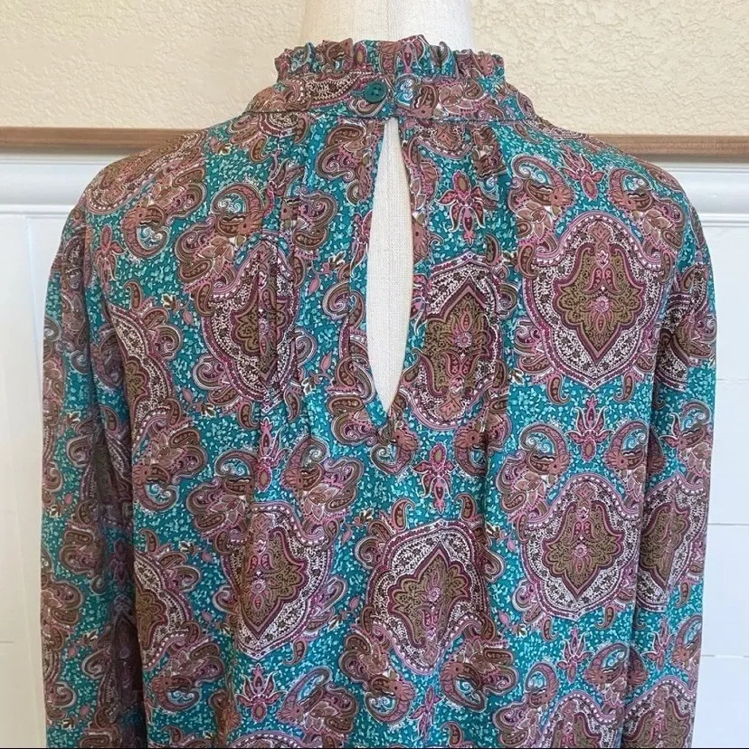 Joie Balloon Sleeve Mock Neck Pleated Bodice Keyhole Blouse Teal/Brown M - Image 8