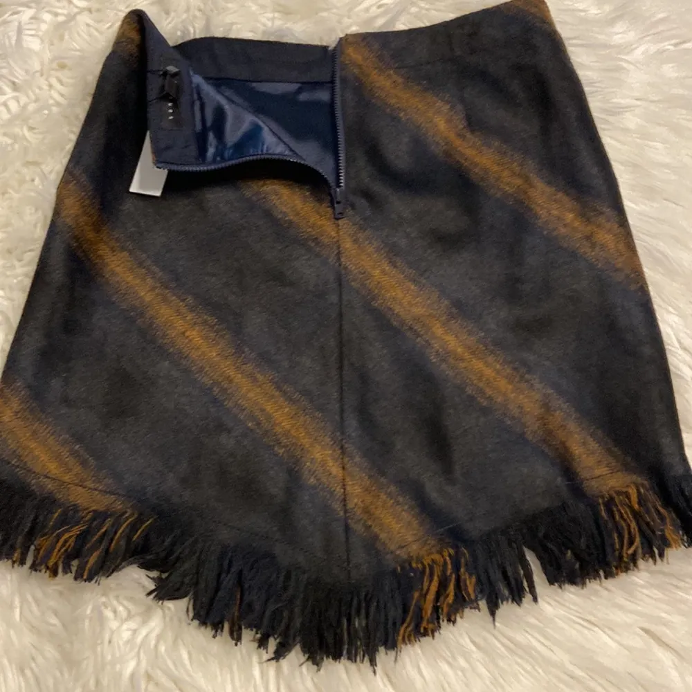 Sanctuary Skirt size XS so beautiful brand new with tags navy blue and gold - Image 11