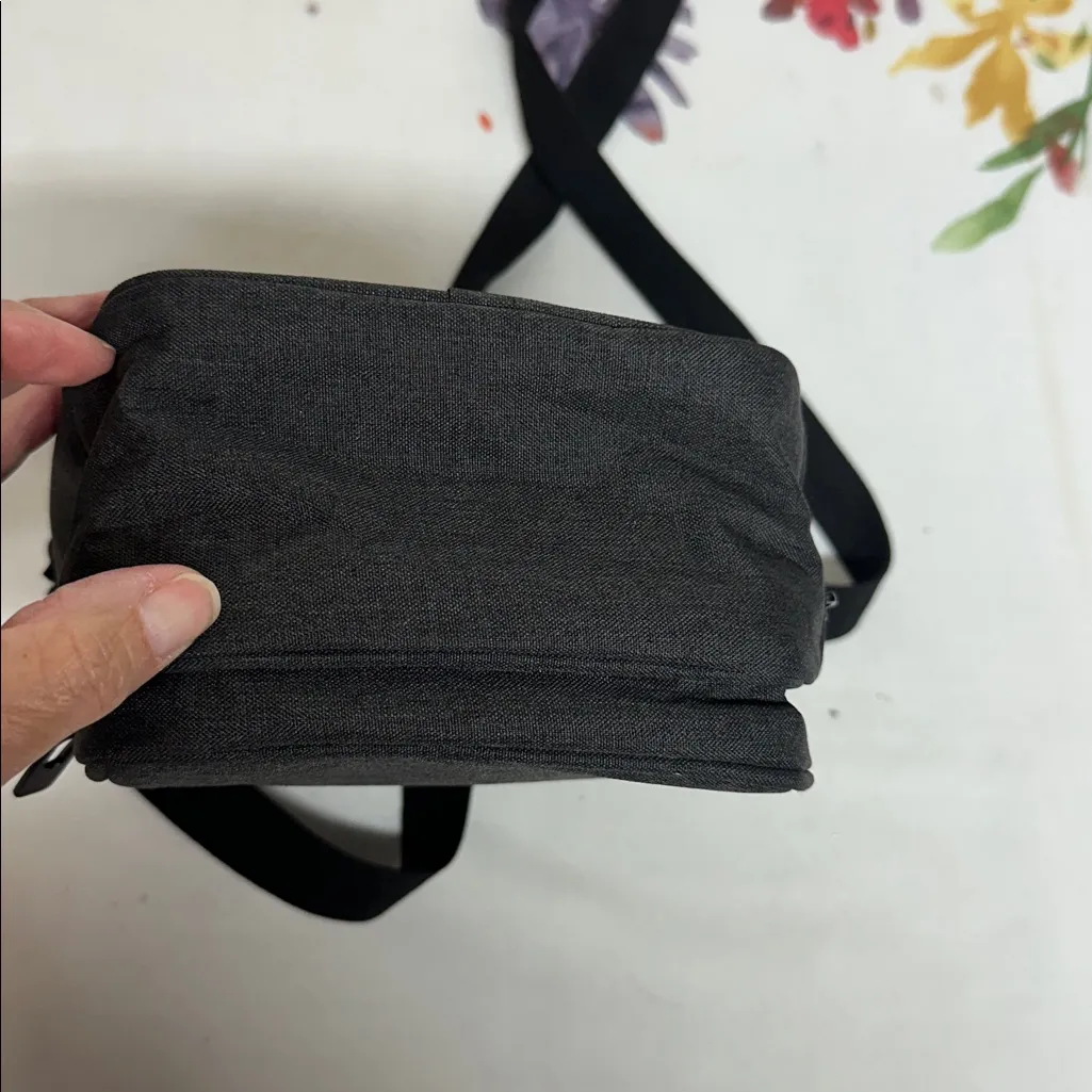 Curmio Grey Crossbody Bag multifunctional can be used for medical supplies Gray - Image 4