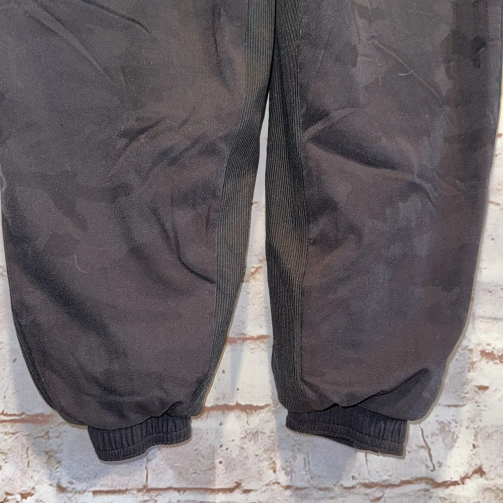 Athleta Pants Womens 6 P Black Camo Brooklyn Lined Jogger Athletic Activewear - Image 7