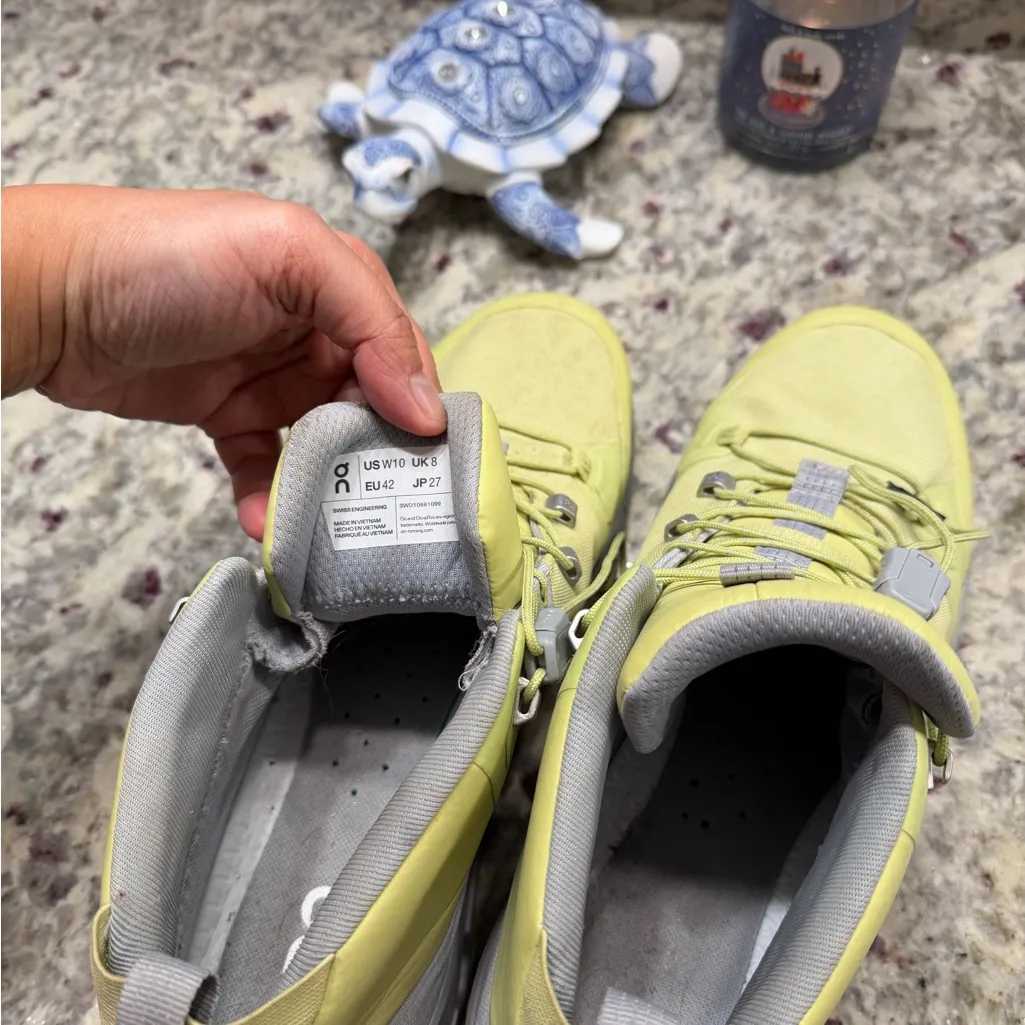 On Running On Cloud Waterproof High Top Lime Green Shoes Size 10 - Image 8