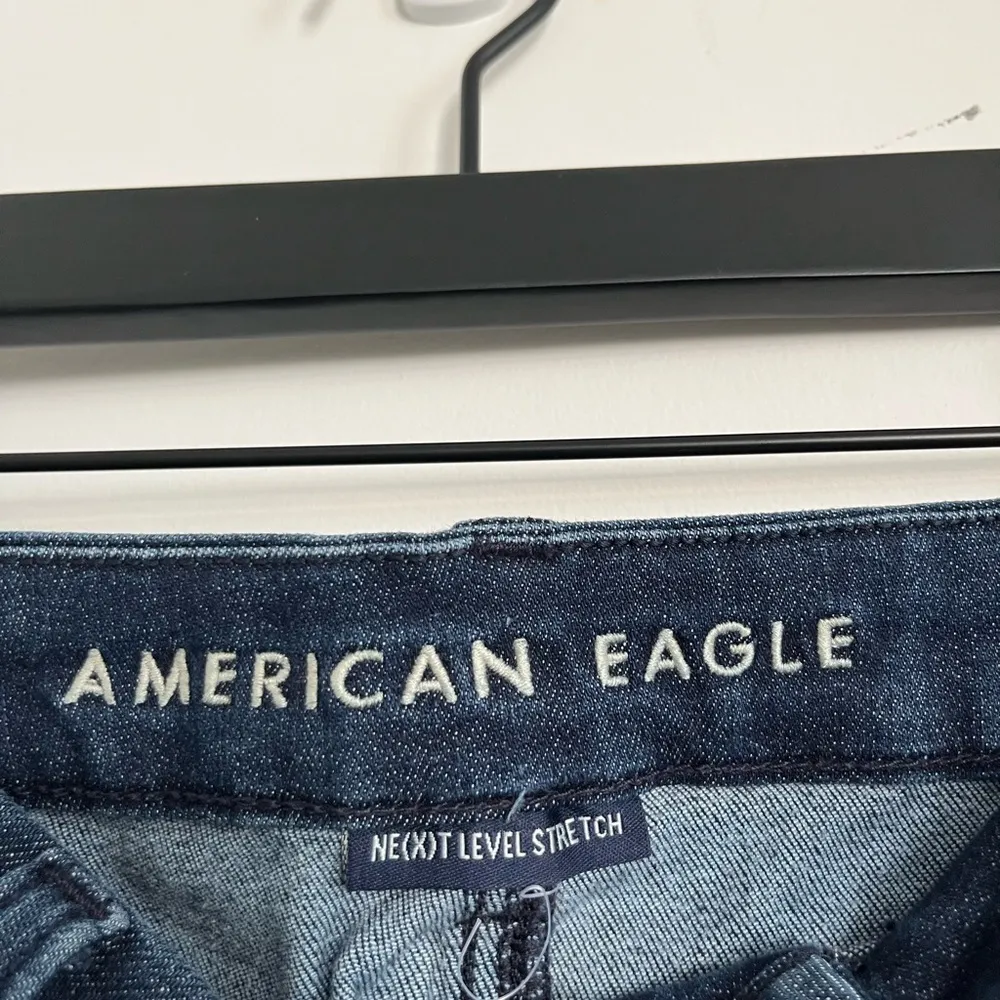 American Eagle Curvy Super Hi-Rise Shorts. - Image 3