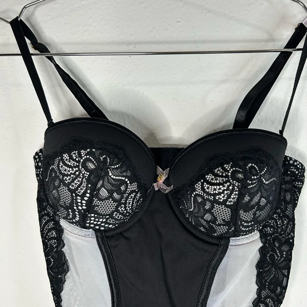 Daisy Fuentes Black Lace Bustier Corset Top Medium Sheer Underwire Lingerie - Image 2