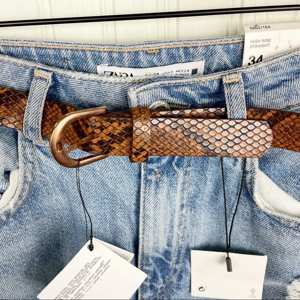 NEW Zara Distressed Belted High Rise Straight Leg Jeans with Rips Size 34 US 2 - Image 7