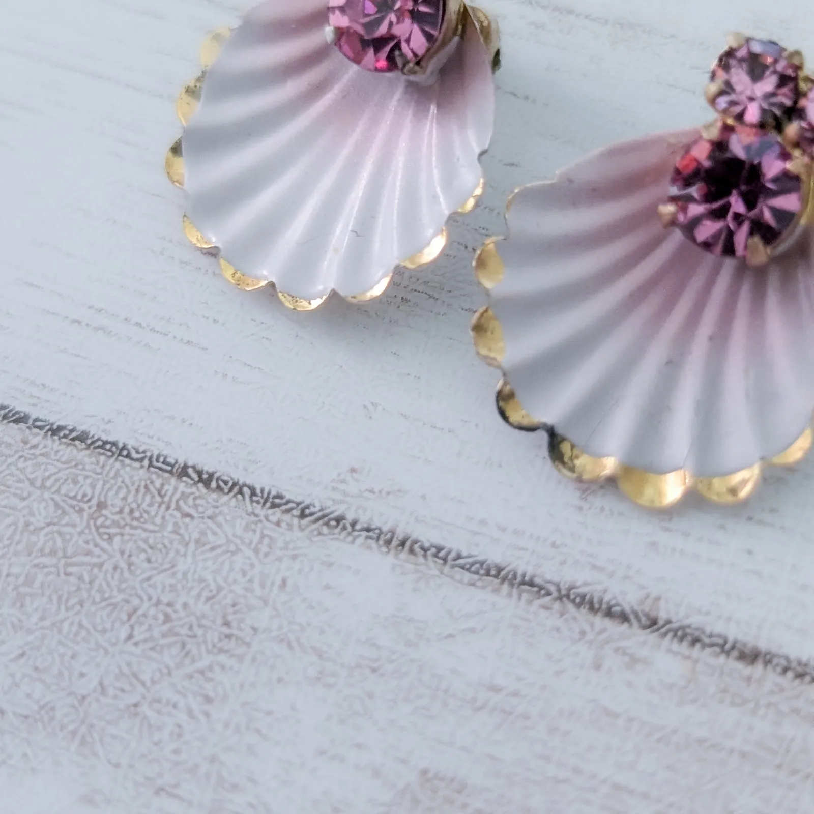 Vintage Clip On Earrings Shell Design with Clear Gems Just Over 7/8" Pink - Image 3