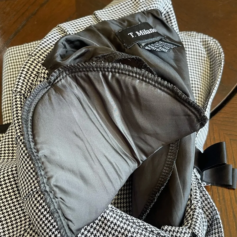 Milano Black and White Structured Blazer Size 6 - Image 6
