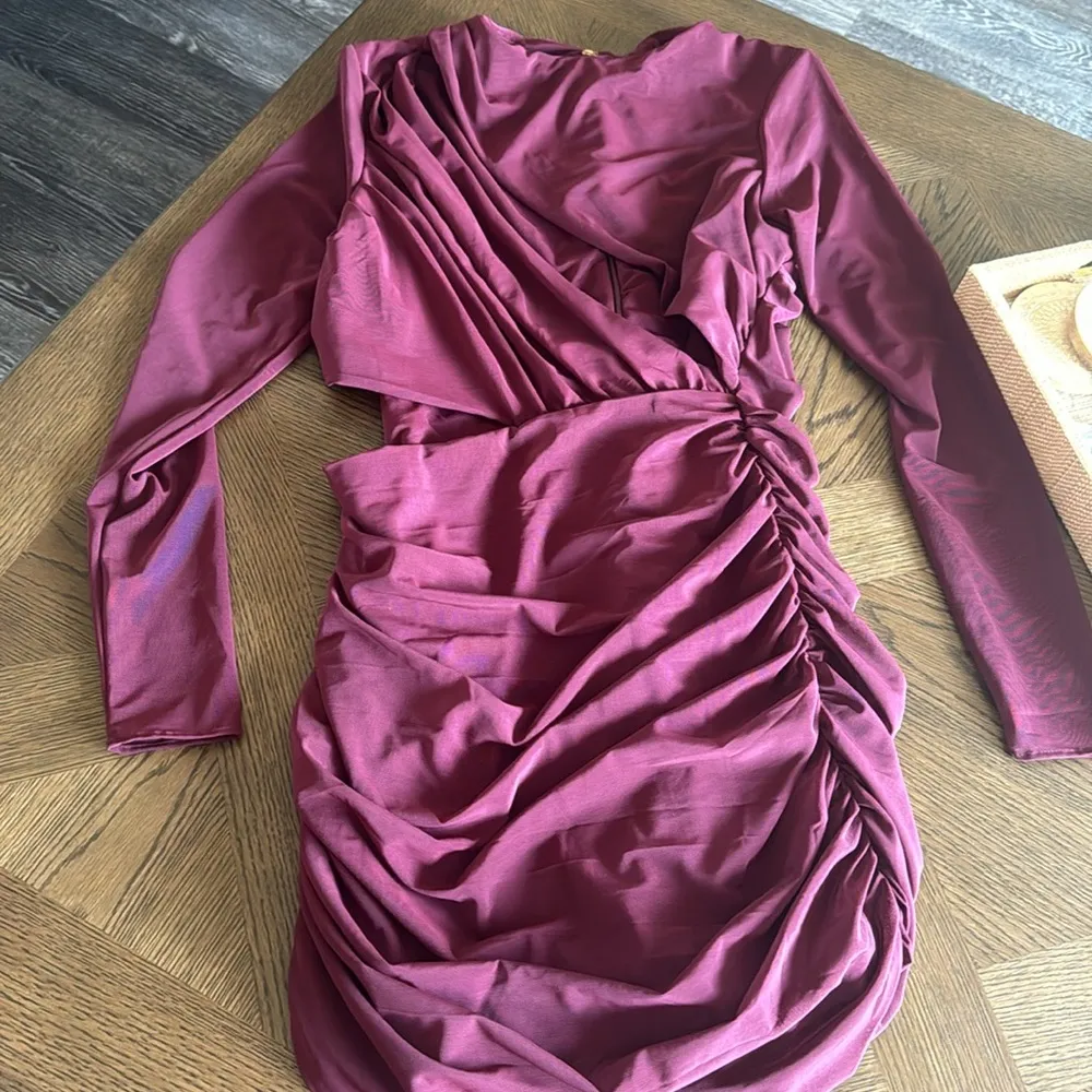 House of CB LUCINDA MULBERRY CUTOUT MINI DRESS, Size Large, $239 - Image 10