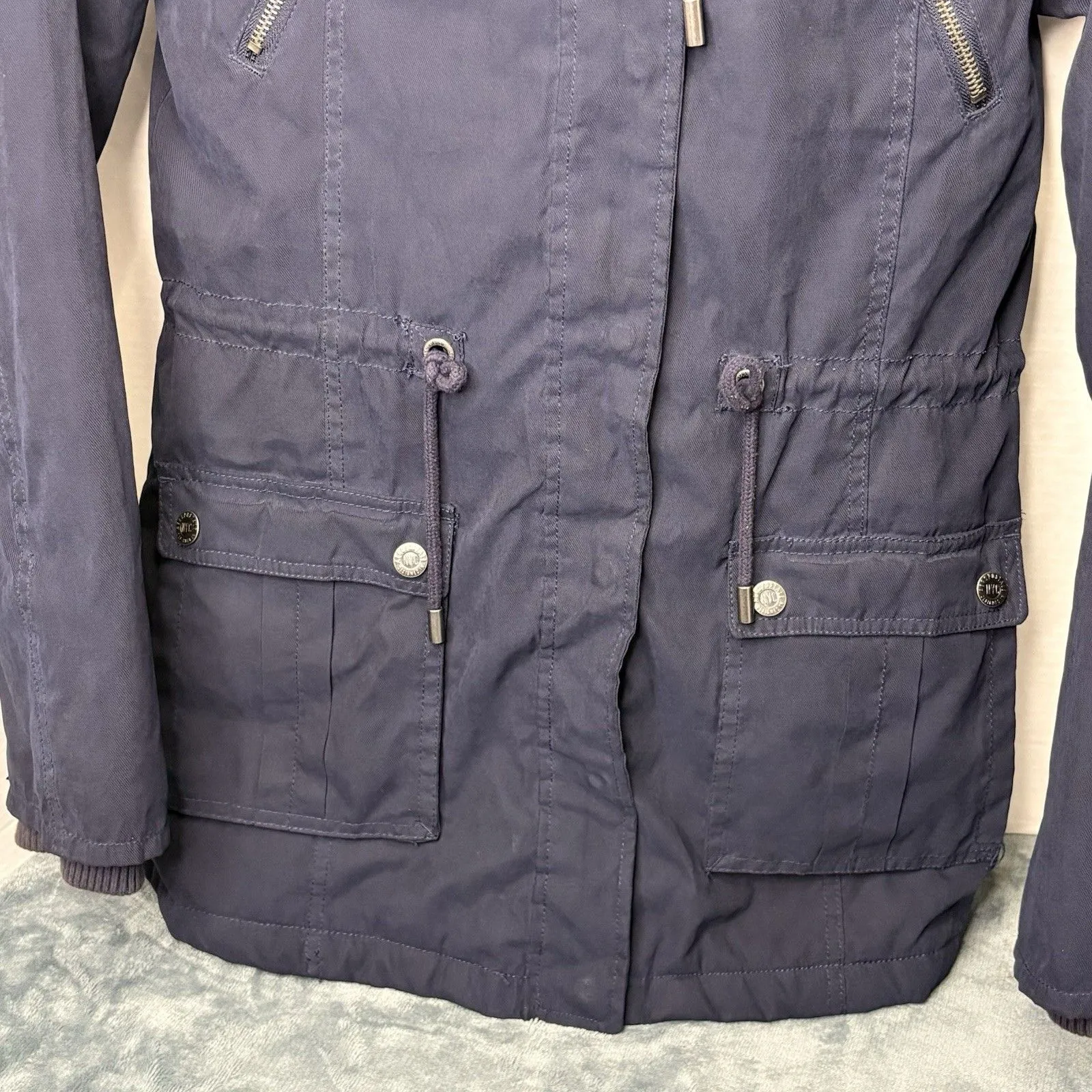 Women’s Aeropostale Navy Parka Jacket Faux Fur Hood Y2K Size Medium Blue - Image 3