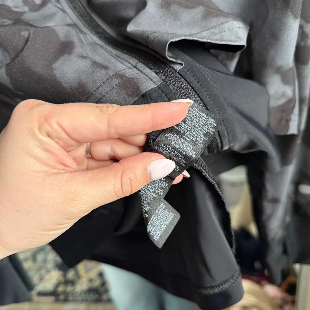 Sweaty Betty Fast Track Running Jacket Black Fade Print Camo Zip - Image 4