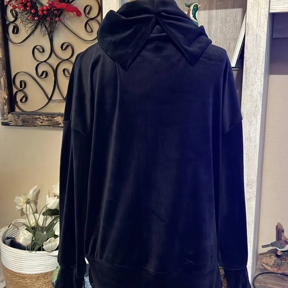 Cable & Gauge studio women’s cowl neck size M pullover sweater - Image 5