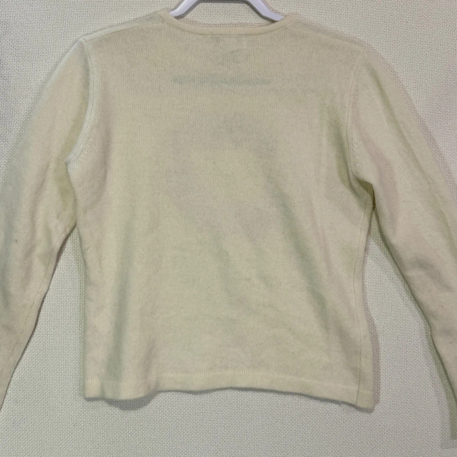 ORVIS Cream Wreath Sequin Embellished Christmas Sweater Size S Lambswool Angora - Image 4