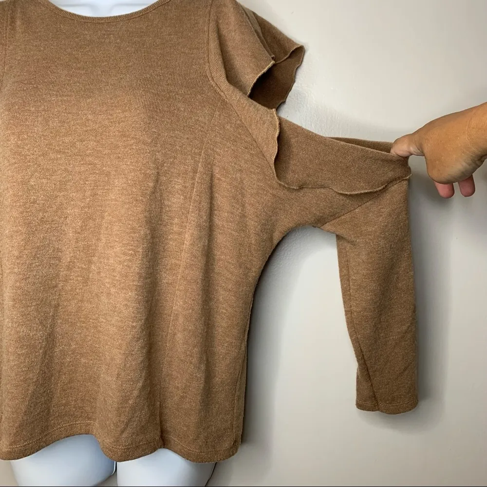 Zara Tan Long Sleeve Ruffle Cold Shoulder Sweater Size Small - Image 9