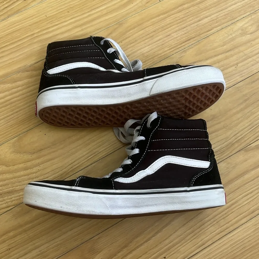 Vans Black and White Sk8-Hi Sneakers - Image 2
