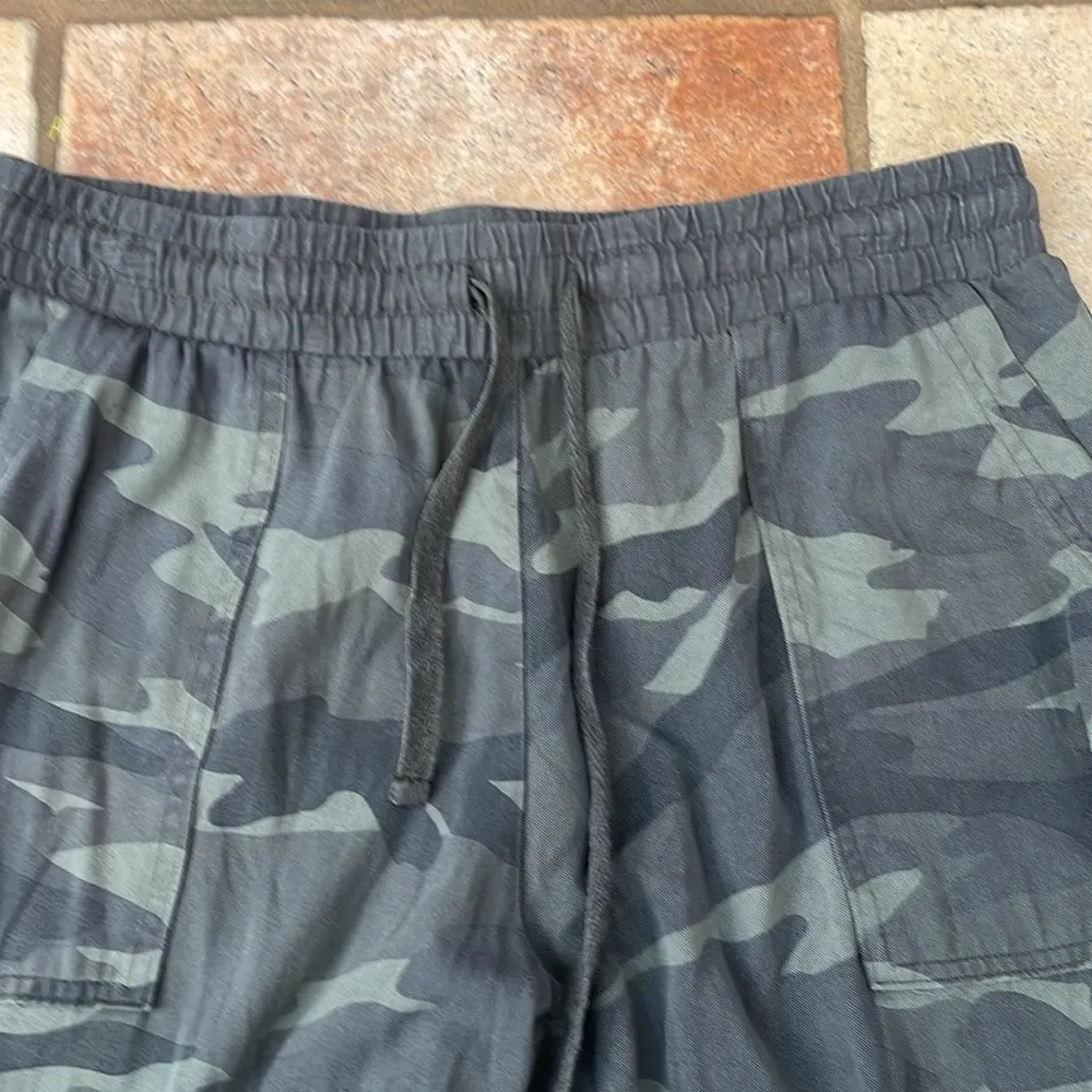 Splendid elastic waist pull on jogger Medium - Image 3