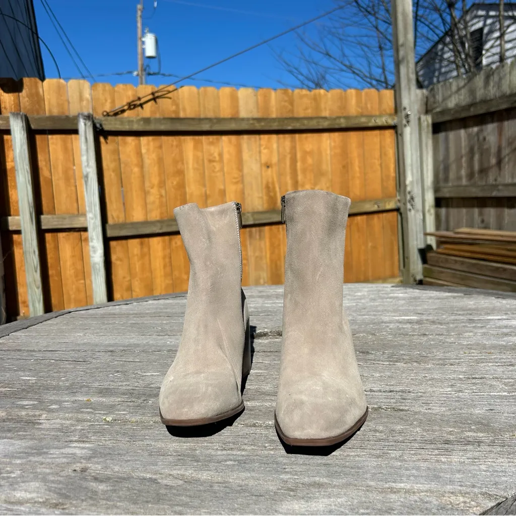 Nordstrom‎ Grey Suede Squared Toe Zip Ankle Booties Size 10 boots - Image 4