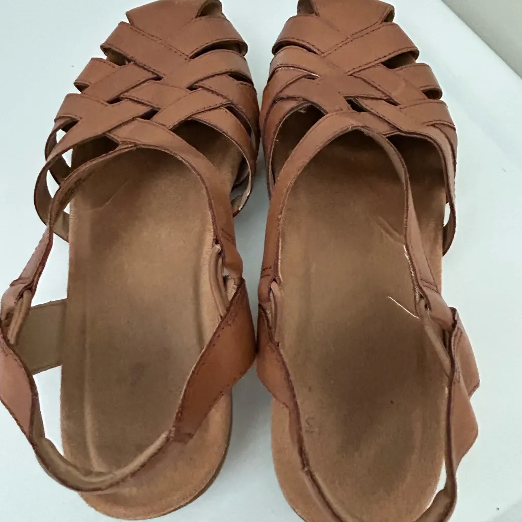 Earth Berri Sandals Tan Brown Size 9 - Image 12