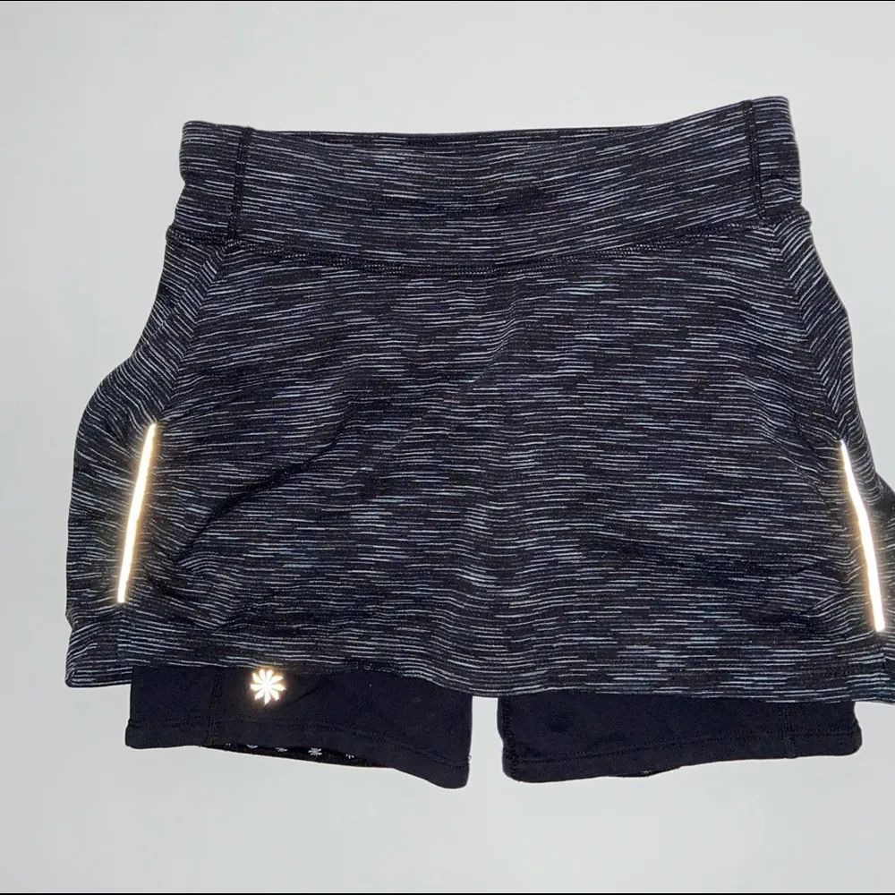 Athleta Black Space Dyed Contender 2 in 1 Skort. Size XSmall. EUC - Image 10