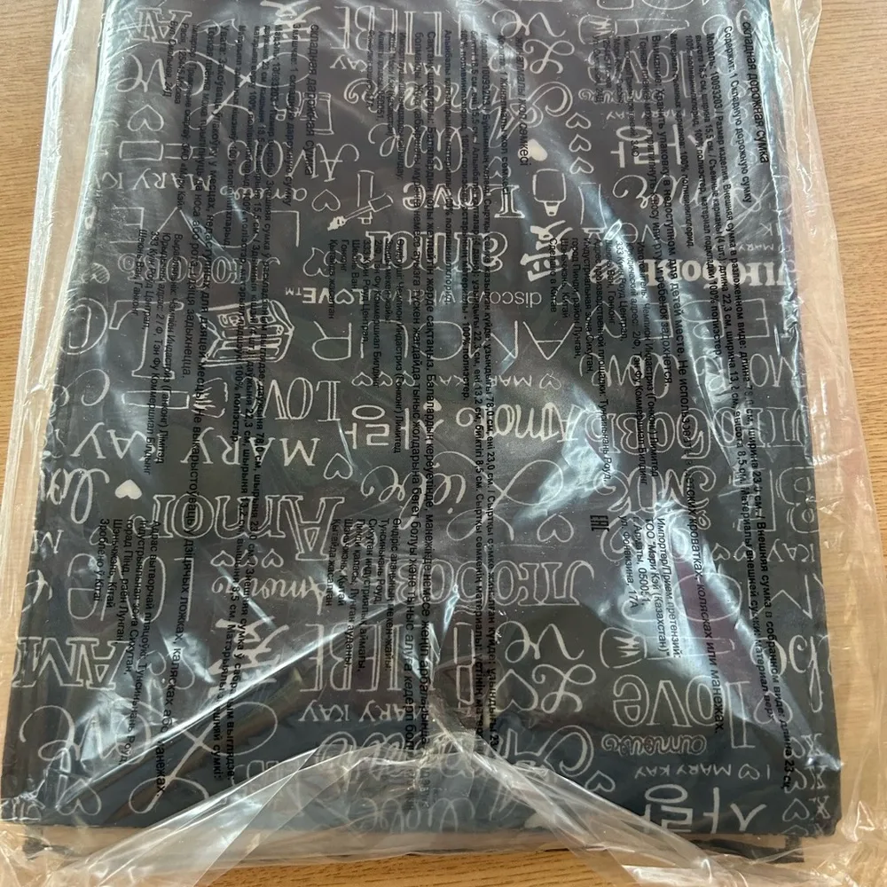 Mary Kay Black and Pink Cosmetic Bag - Image 2