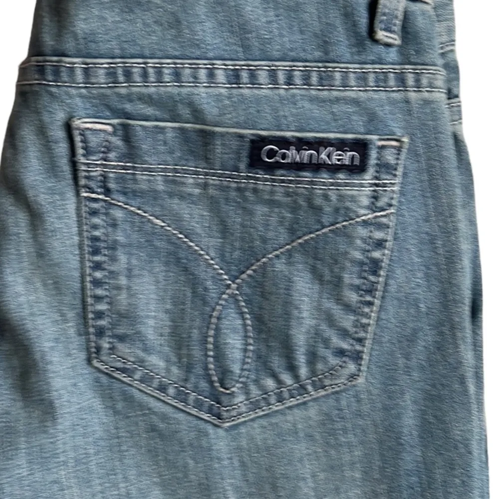 Calvin Klein Jeans Light Wash Skinny Flare Jeans Size 27/4 - Image 3