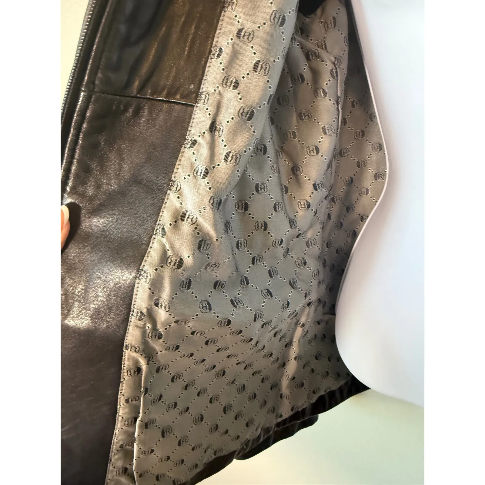 Reaction Kenneth Cole  Leather Jacket Women's Collared‎ Full Zip Black Small - Image 8