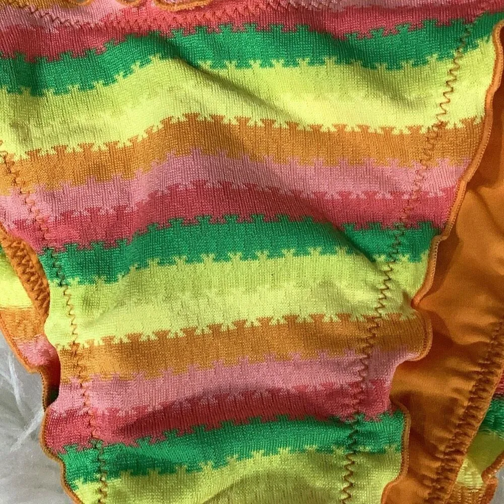 New. L*SPACE stripe bikini set. Maggie top/ Roger bitsy bottom. Small. Retails $ - Image 7