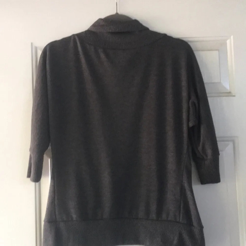 Ginger G  short sweater - Image 4