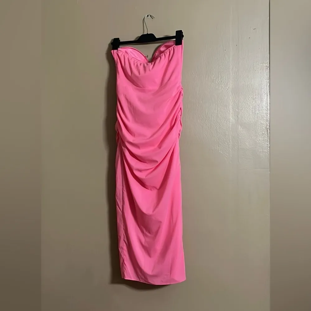 PrettyLittleThing Dress Sz8 Front Slit Draped Padded Bra Special Events Feminine - Image 4