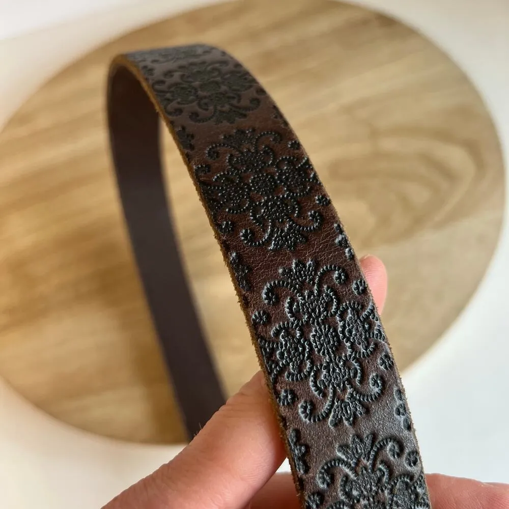 Brown Genuine Italian Leather Embossed USA Brass Sparkle Buckle Belt Size S/M Size M - Image 5