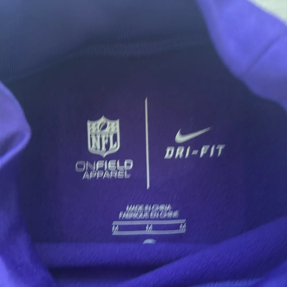 Minnesota Vikings Nike Dri-Fit Long Sleeve Shirt Medium - Image 6