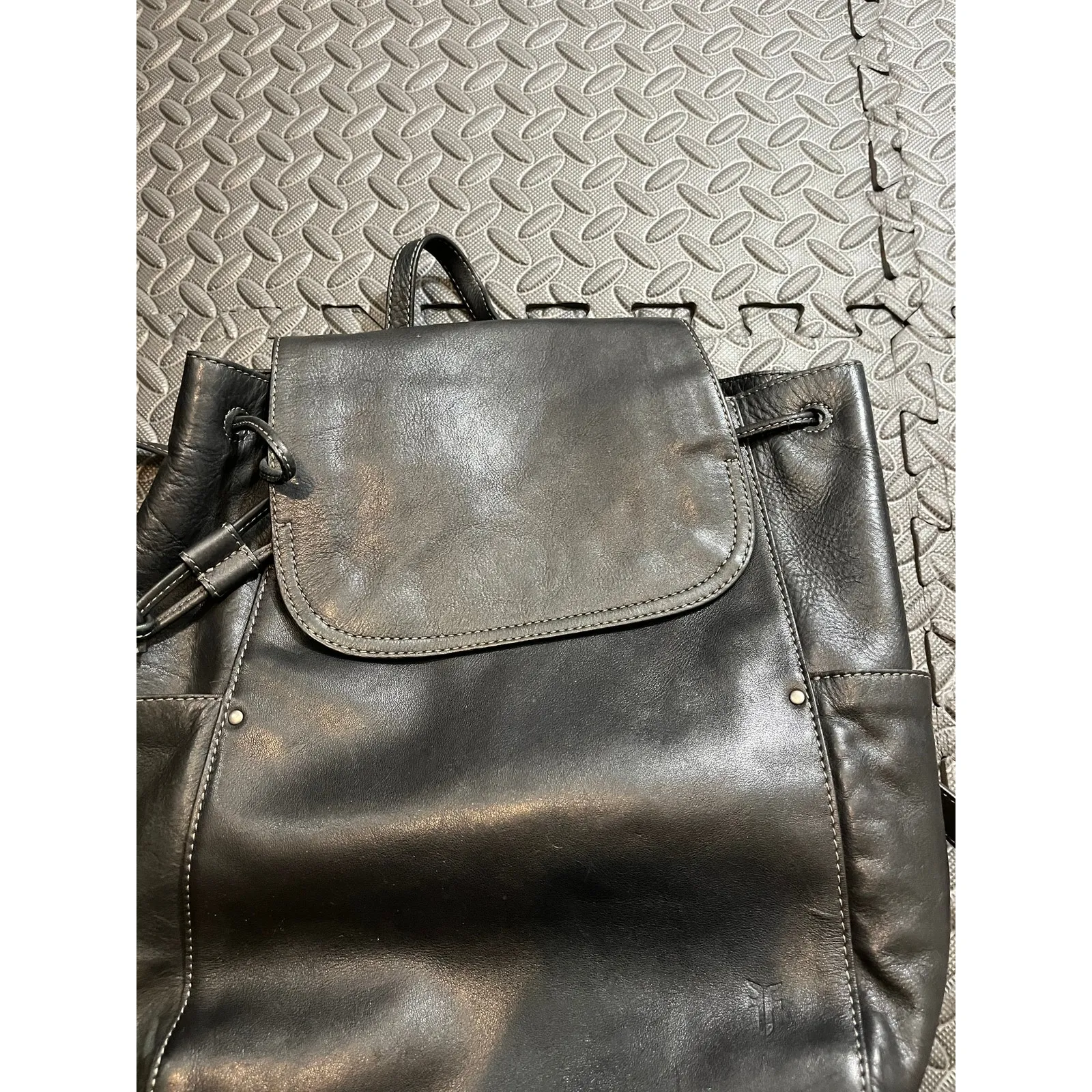 Frye Olivia Leather‎ Backpack Large Black Bag Purse - Image 4