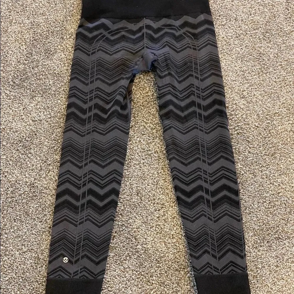 Lululemon leggings - Image 4