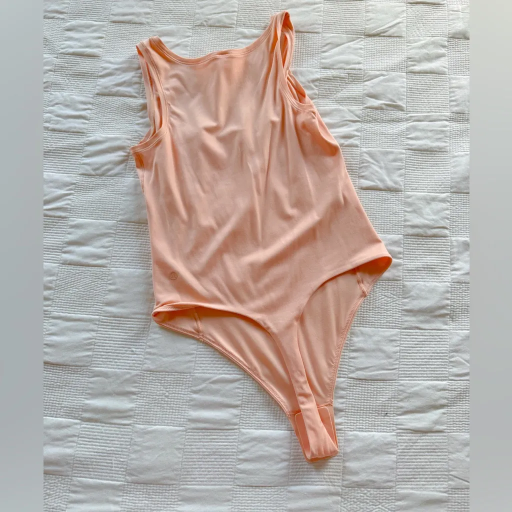 Lululemon Wundermost Ultra-Soft Nulu Square-Neck Sleeveless Bodysuit Peach - Image 3