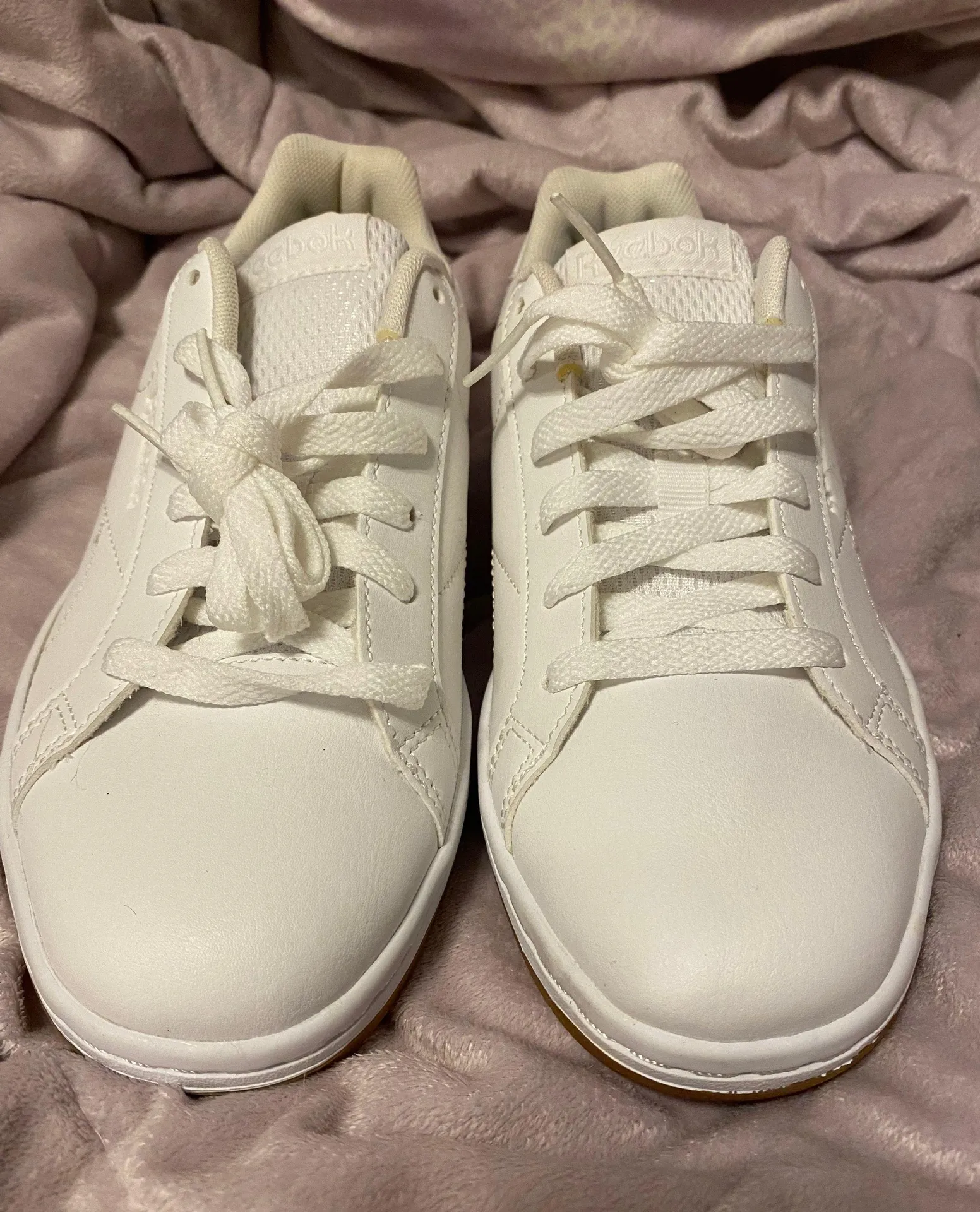 Comfort Fit White Shoes - Image 2