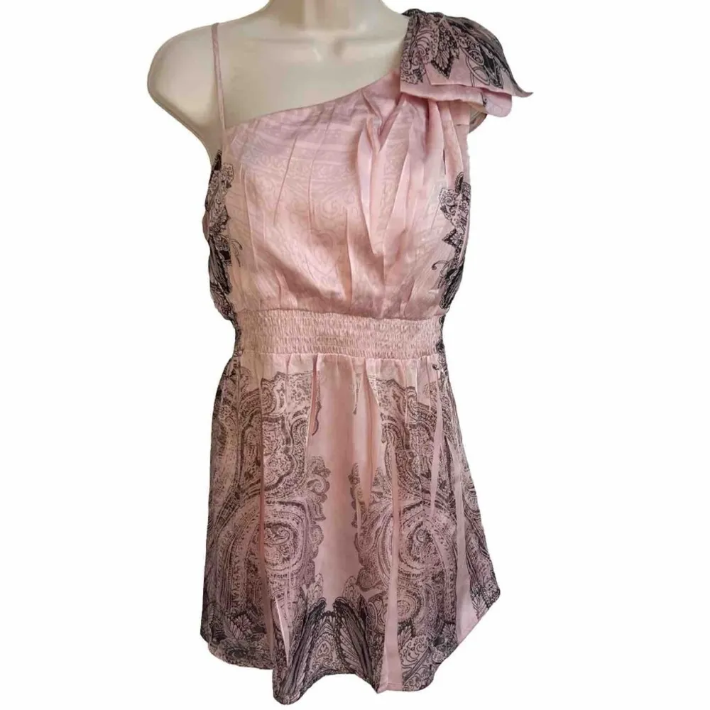 Motherhood Maternity blush pink one shoulder sleeveless blouse tank top large - Image 2