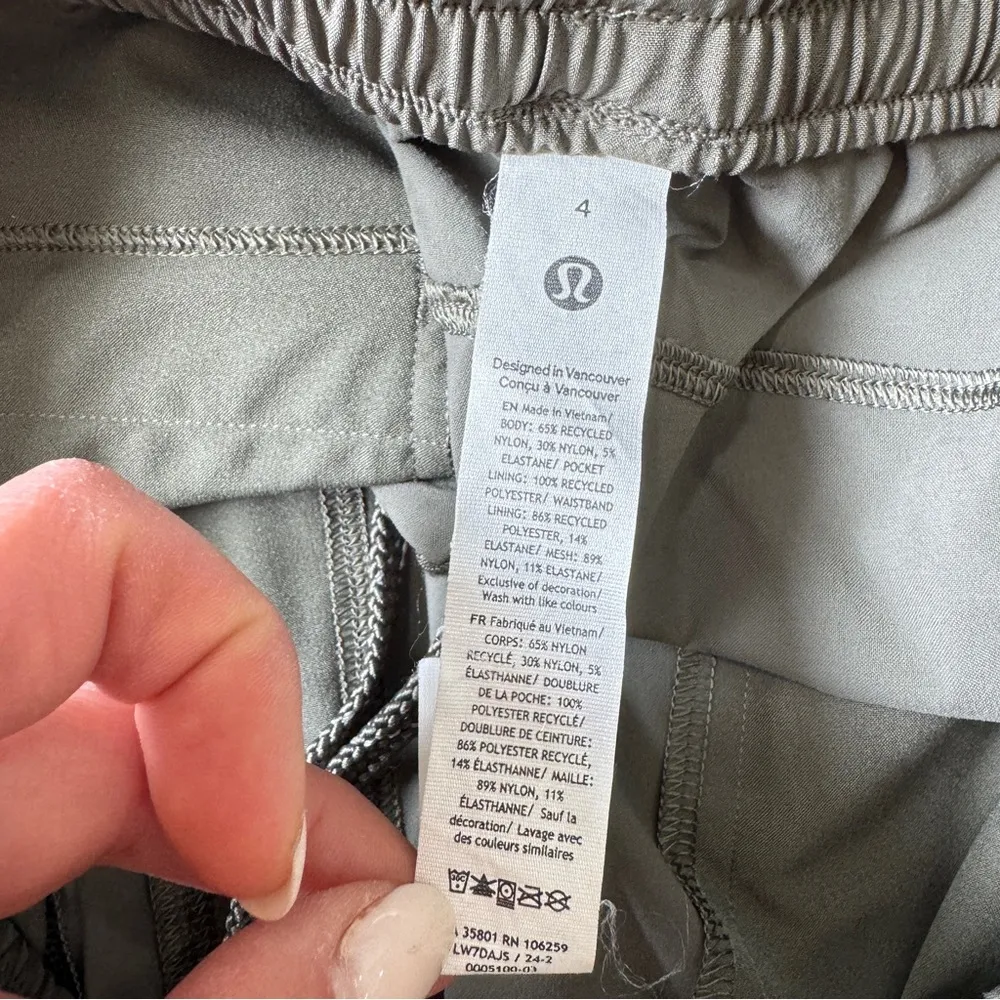 Lululemon Lightweight High-Rise Hiking Short 4" - Image 16