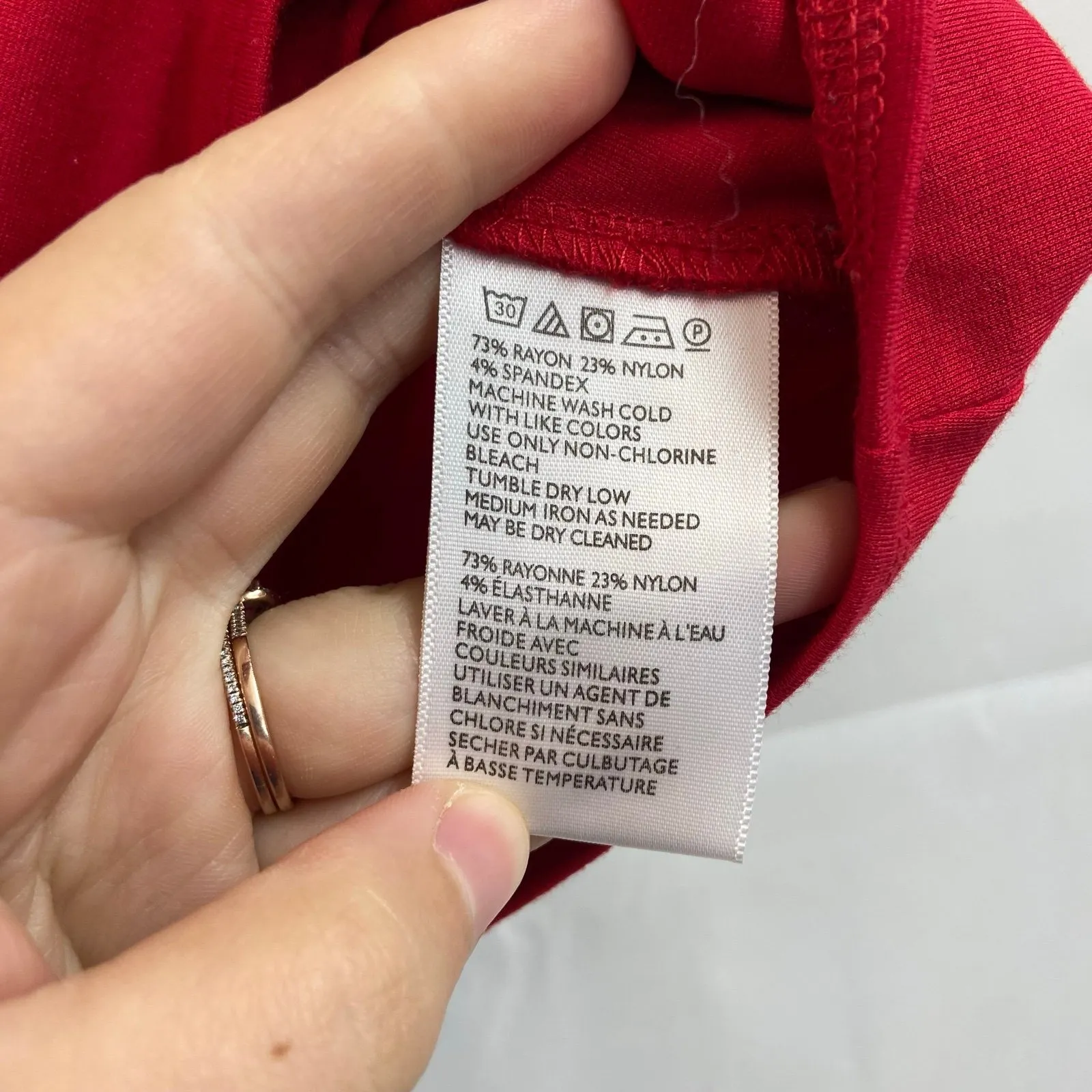 Urban Outfitters women's red thick strap cropped stretch basic cami tank top‎ S - Image 4