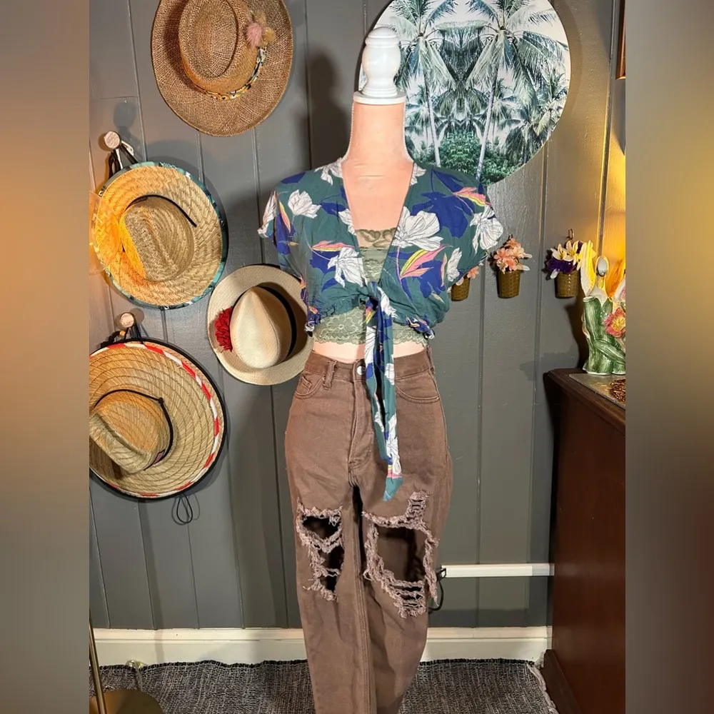 O’Neill Oriana Floral Top Small - Image 2