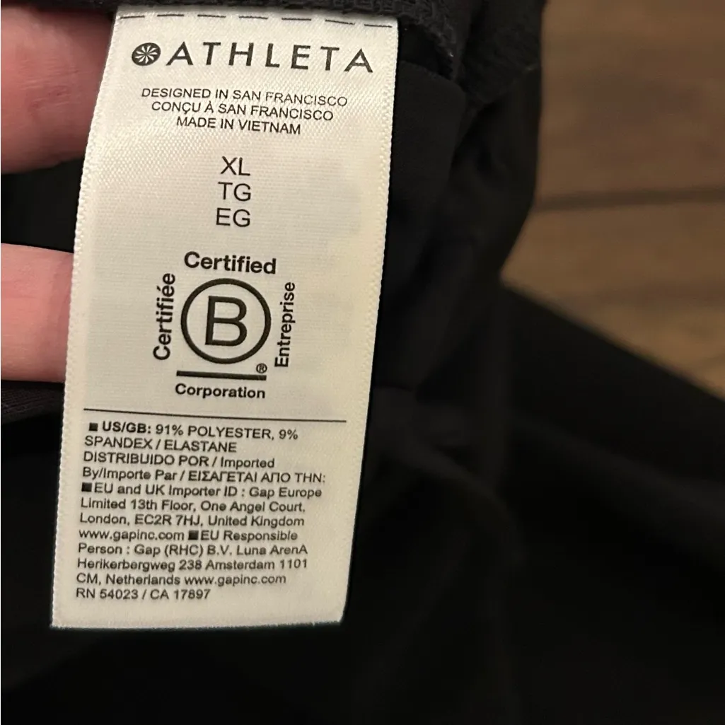 Athleta Black MVP Mid Rise Wide Leg Snap Pants Size XL MSRP 129.00 - Image 13