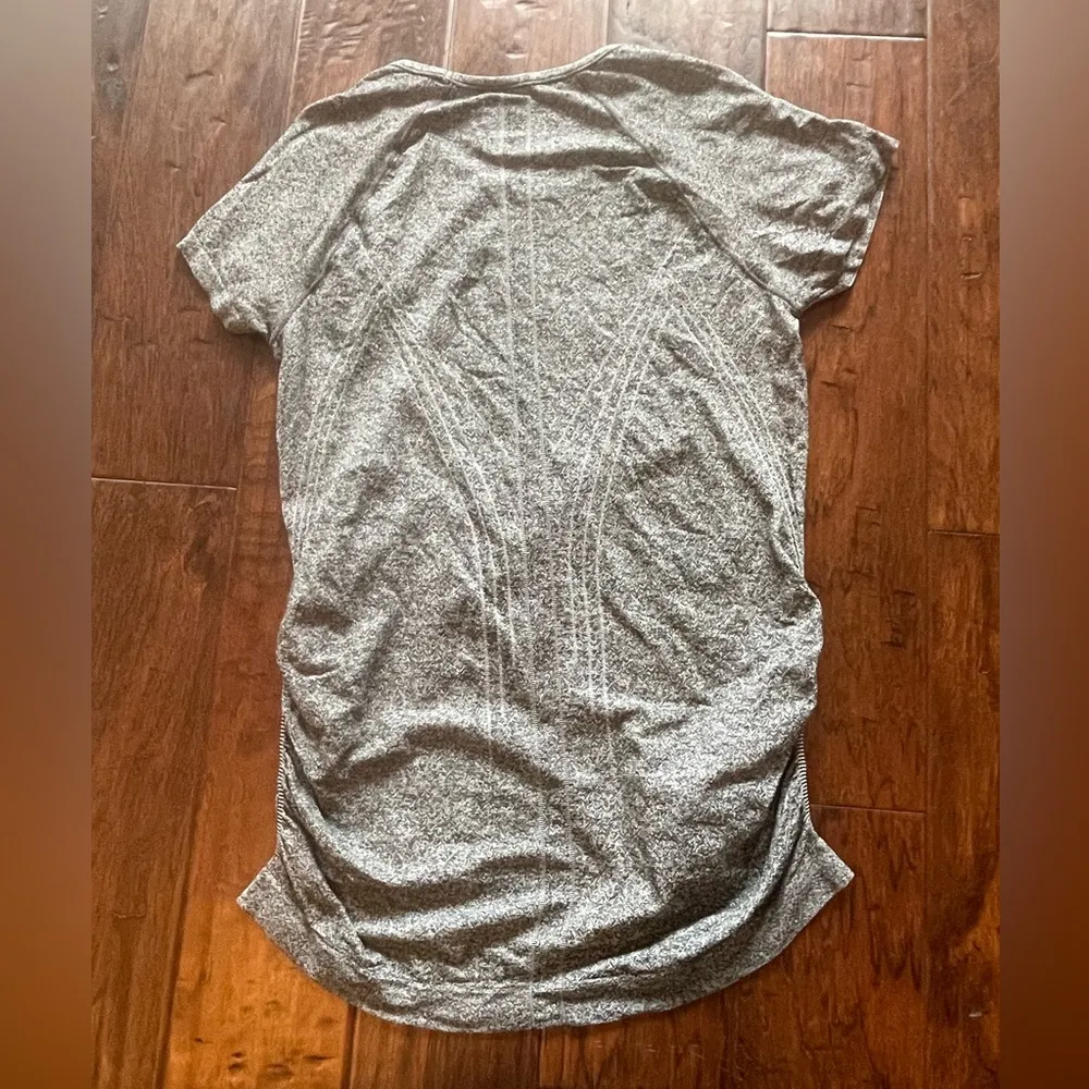 Athleta Speedlight Heathered Tee - Image 3