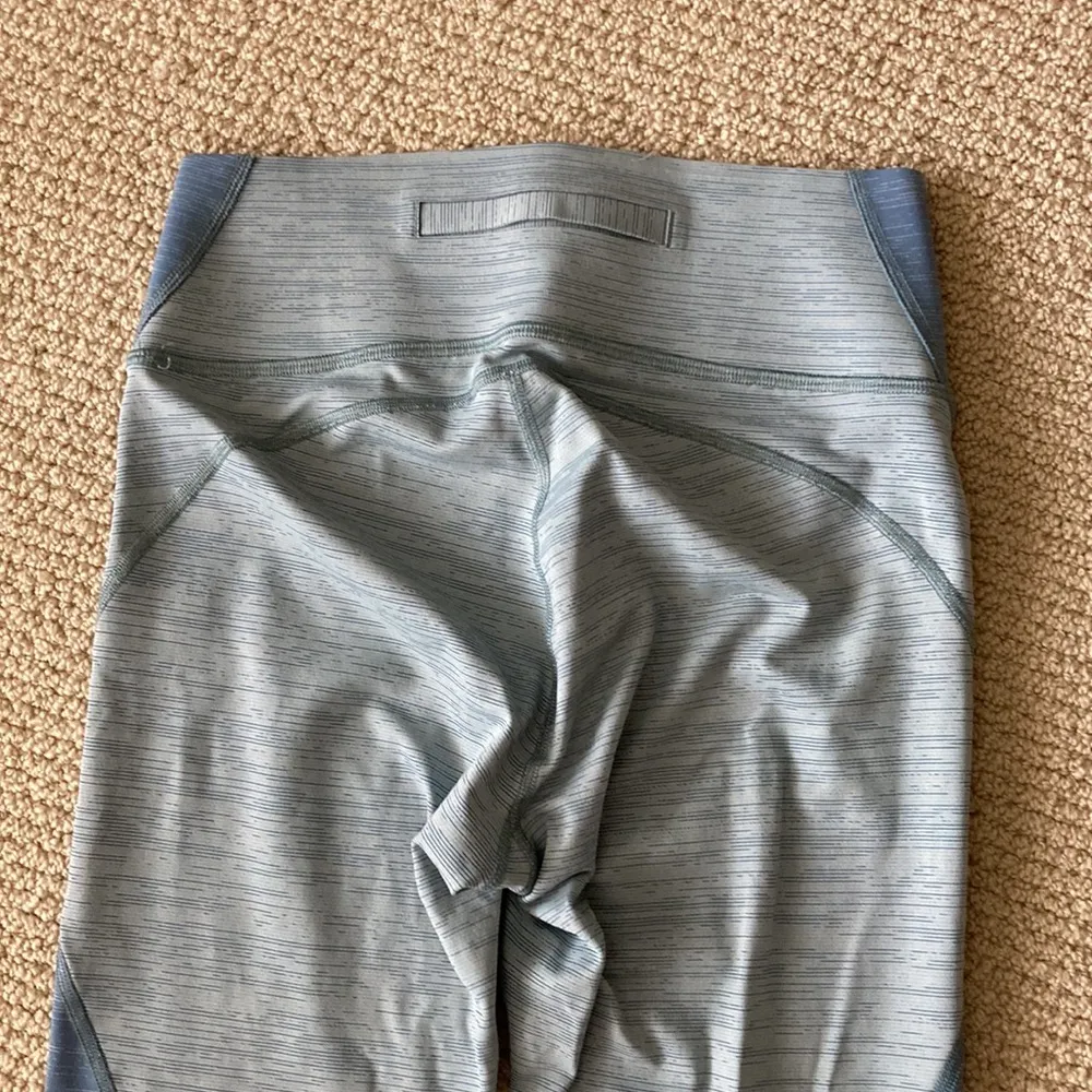 Outdoor Voices TechSweat 7/8 Tri-Tone Leggings Slate Provincial Blue Like NEW S - Image 10