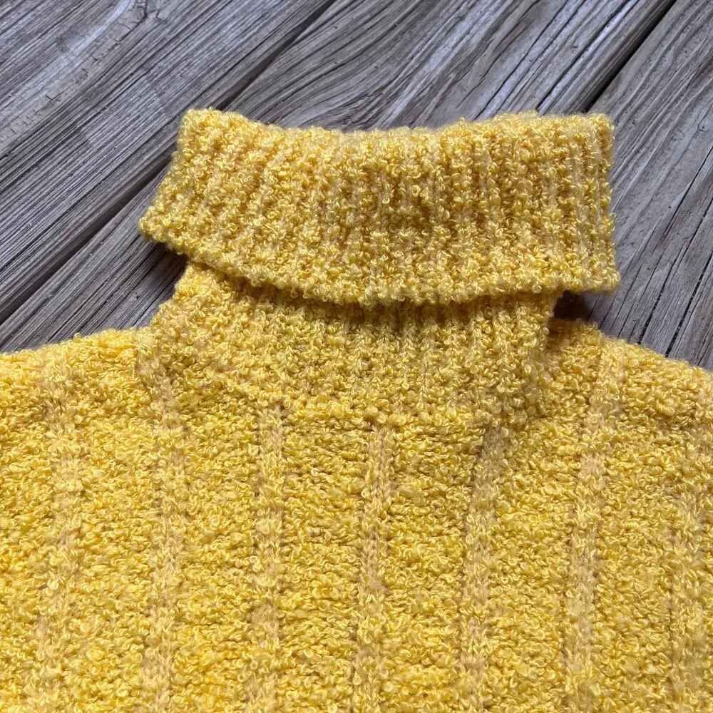 Kitty Hawk Women's Vintage Yellow Turtleneck Sweater Size XXS - Image 3