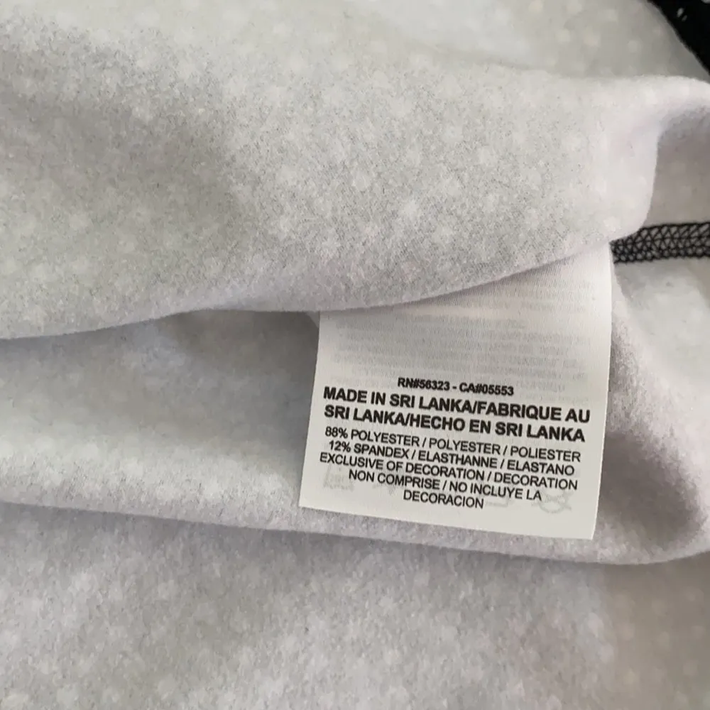 Nike  dri fit pull over - Image 4