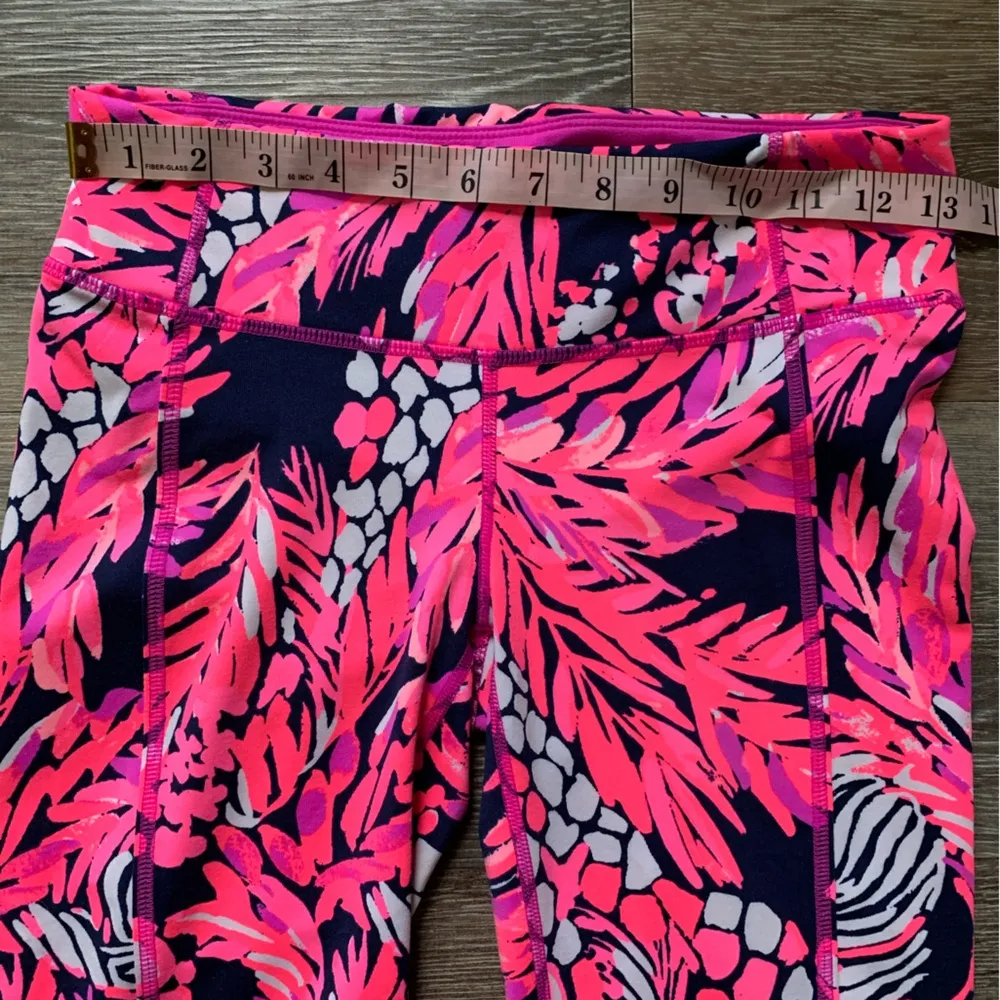 Lilly Pulitzer Weekender Pink Cropped Leggings S - Image 3
